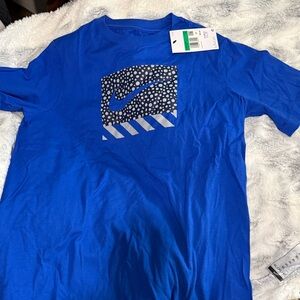 Nike Royal Blue Graphic Short Sleeve Tee NWT Boys XL